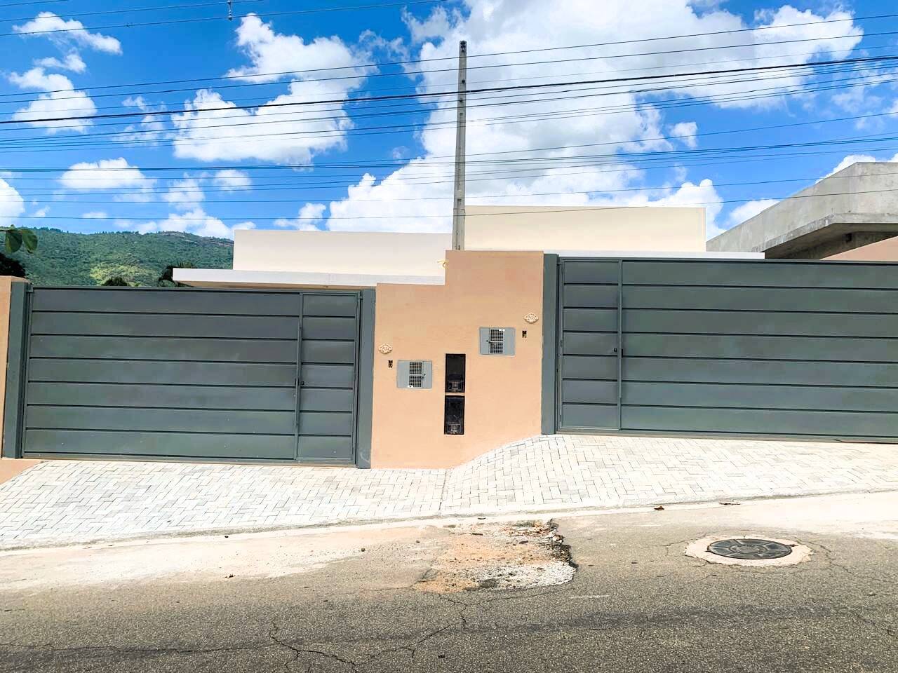Casa, 3 quartos, 94 m² - Foto 1