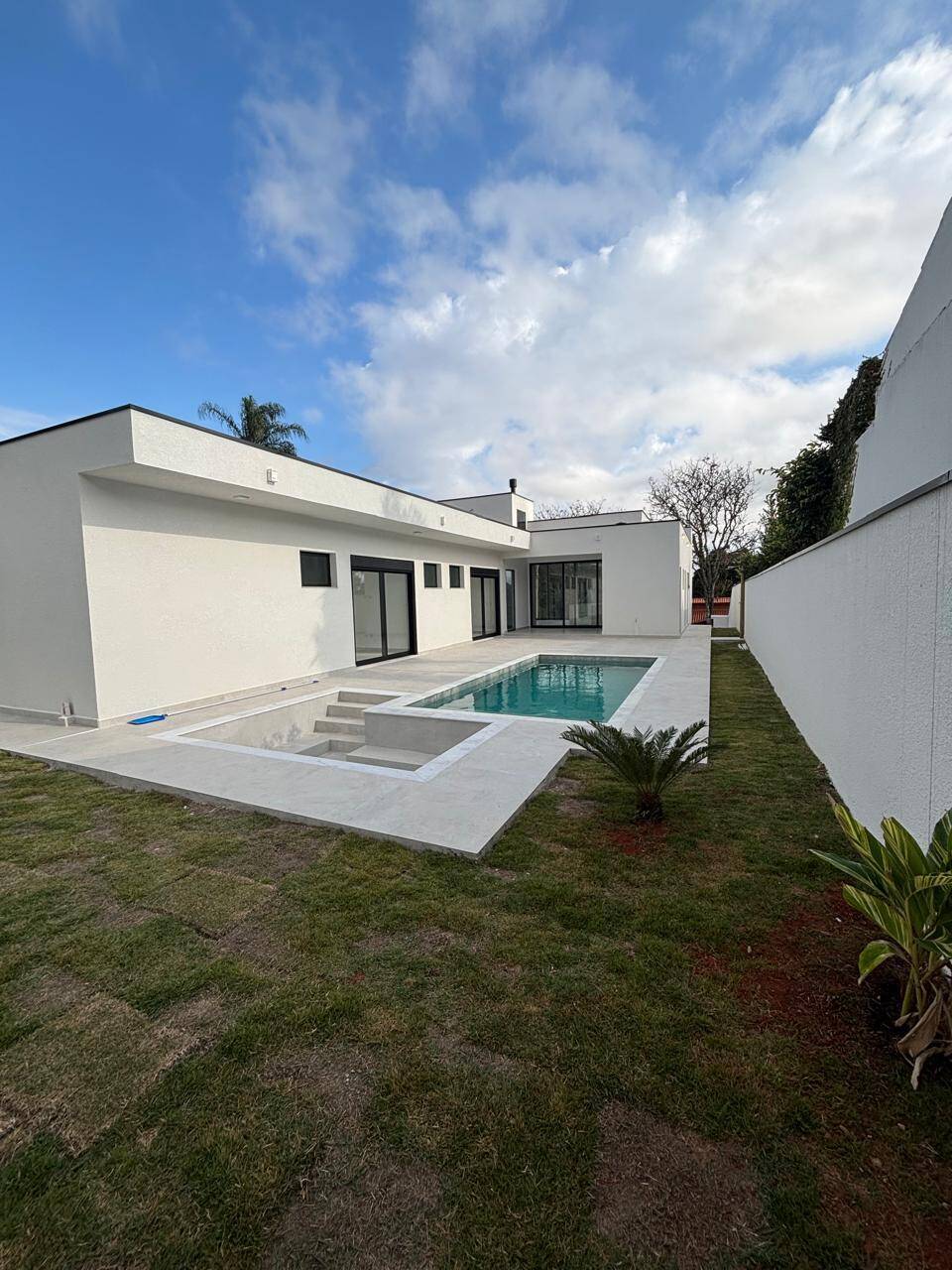 Casa, 4 quartos, 240 m² - Foto 11