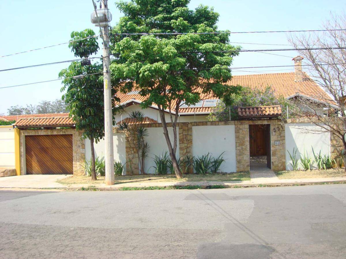 Casa, 4 quartos, 700 m² - Foto 1