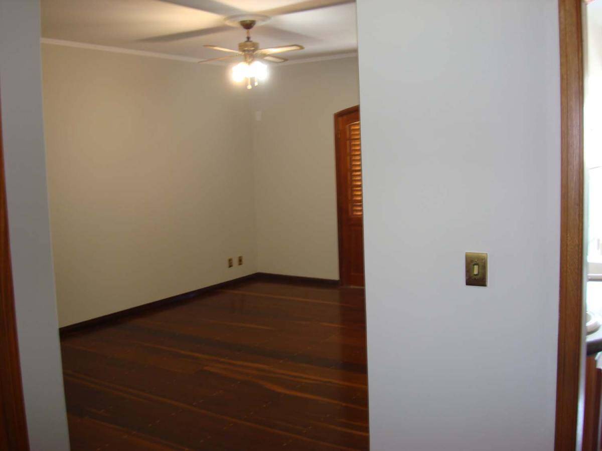 Casa, 4 quartos, 700 m² - Foto 38
