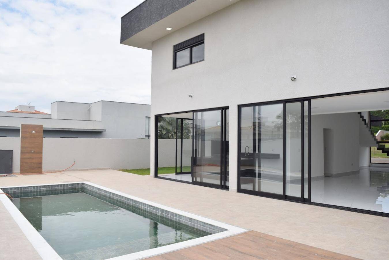 Casa, 4 quartos, 252 m² - Foto 8