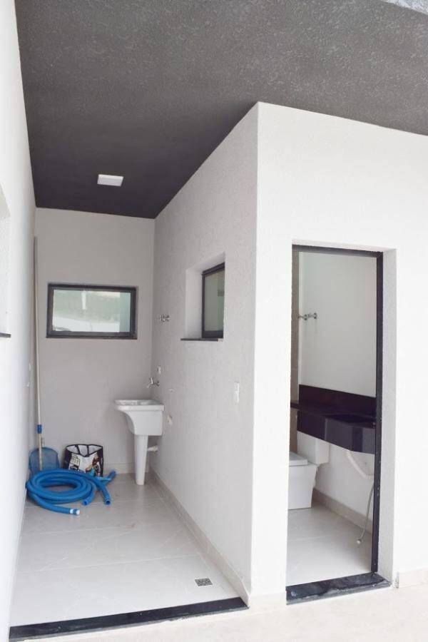 Casa, 3 quartos, 240 m² - Foto 9
