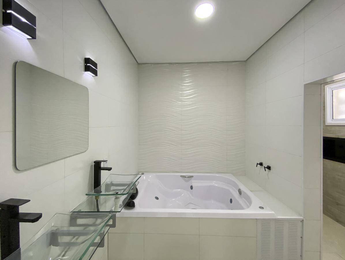Casa, 4 quartos, 376 m² - Foto 32