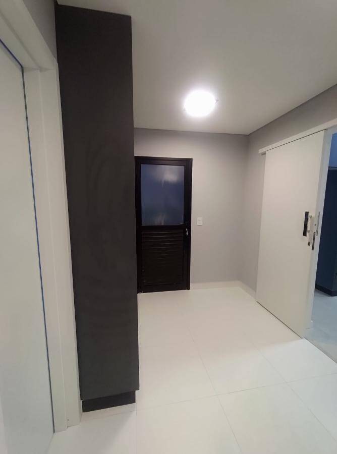 Casa, 4 quartos, 285 m² - Foto 25