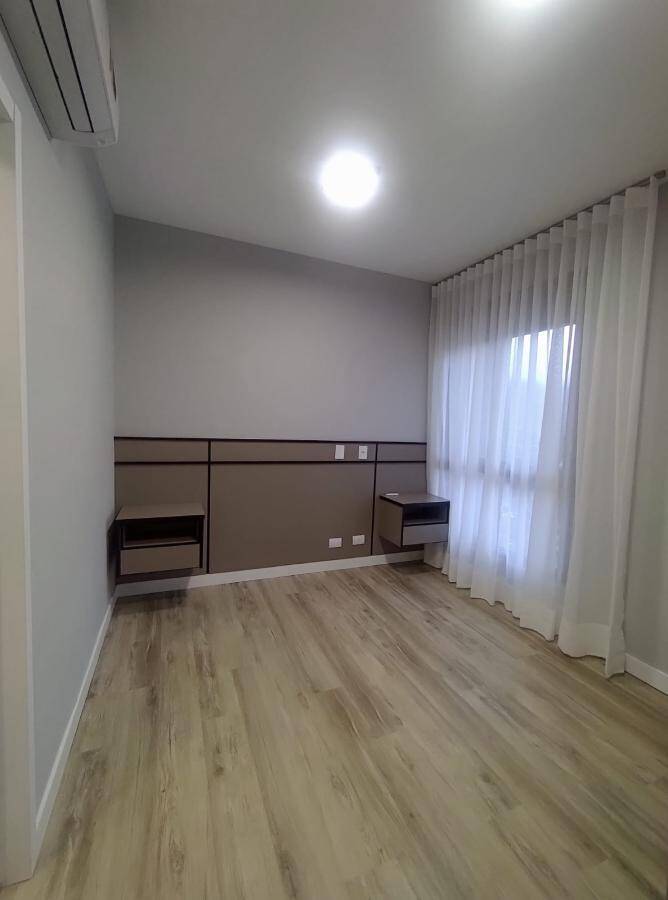 Casa, 4 quartos, 285 m² - Foto 29
