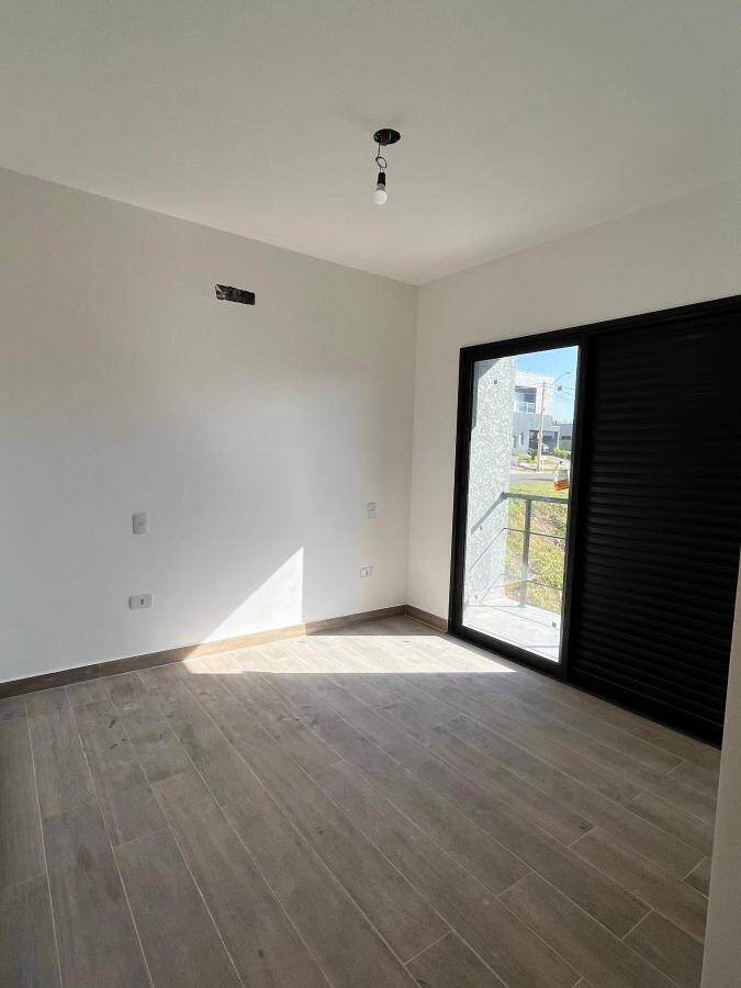 Casa, 3 quartos, 250 m² - Foto 11