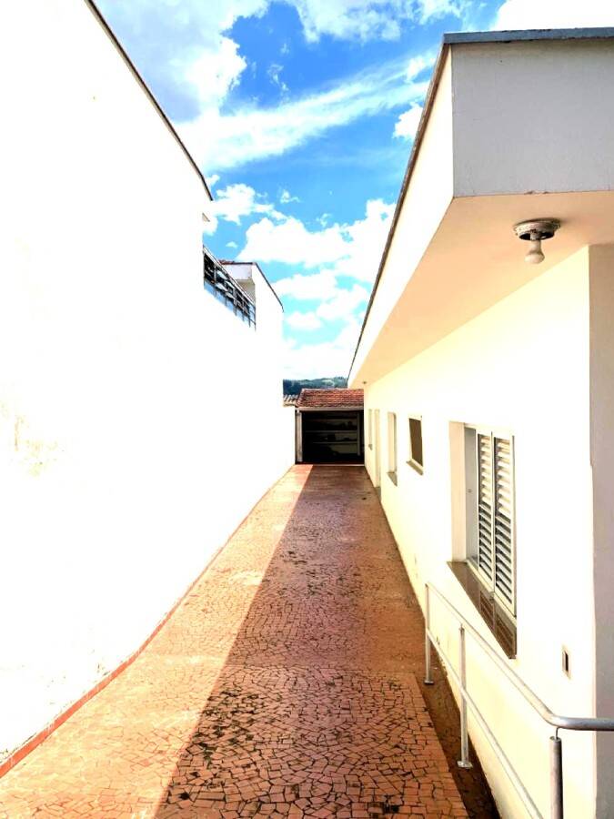 Casa, 4 quartos, 216 m² - Foto 2