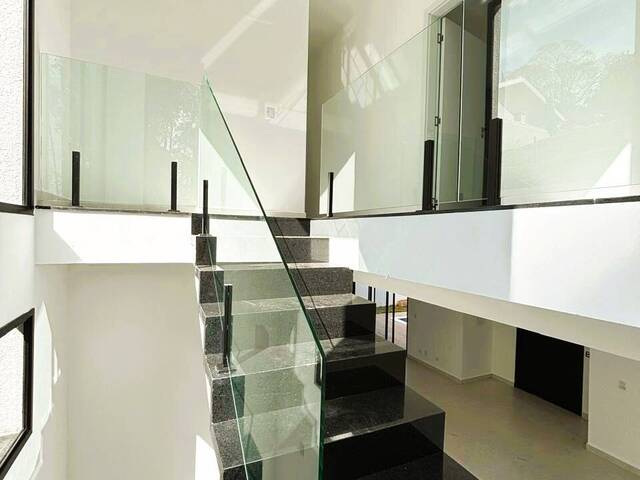 Casa para Venda em Atibaia - 5