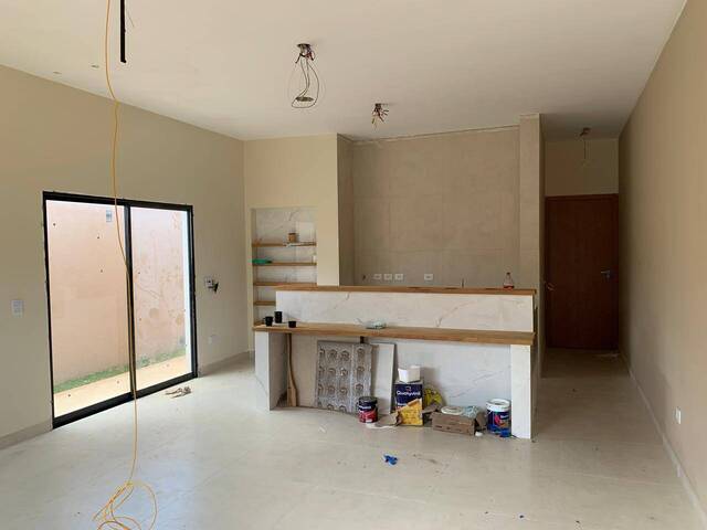 Casa para Venda em Atibaia - 4