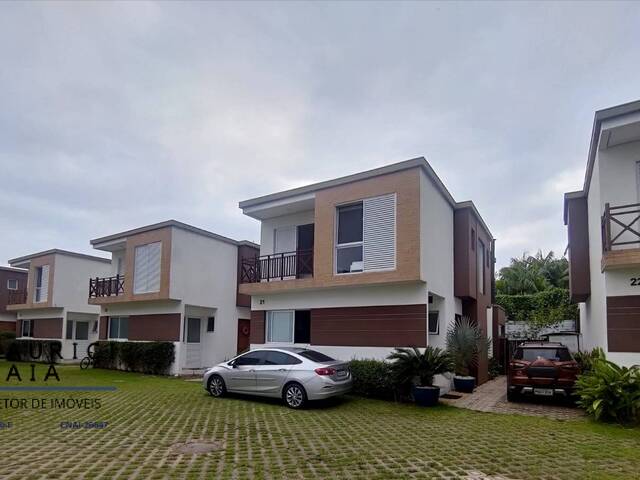 #339 - Casa de Praia para Venda em São Sebastião - SP