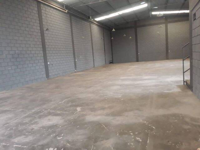 Galpão para Locação em Atibaia - 3