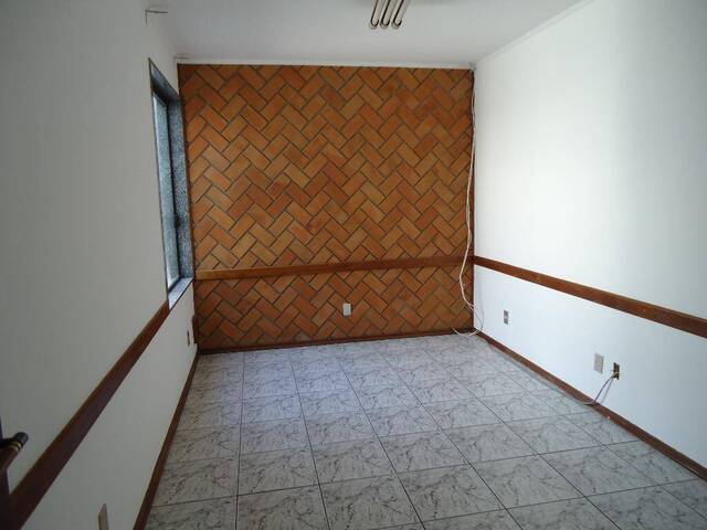 Casa para Locação em Atibaia - 5