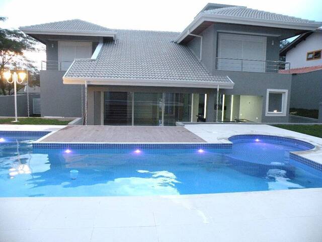 Casa para Venda em Atibaia - 3