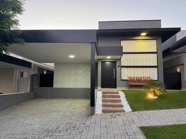 #CA0049 - Casa em condomínio para Venda em Atibaia - SP