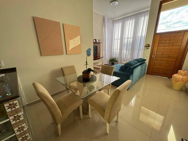 #CA0042 - Casa em condomínio para Venda em Atibaia - SP