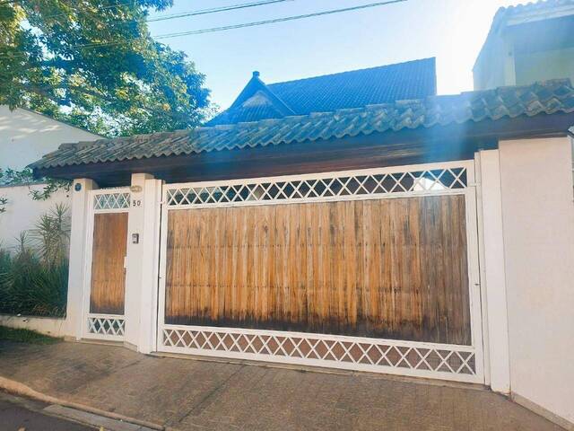 Casa para Venda em Atibaia - 2