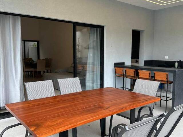 Casa para Venda em Atibaia - 4