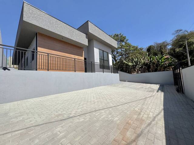 Casa para Venda em Atibaia - 4